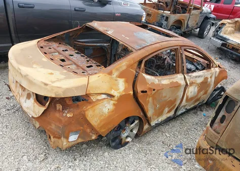 2011 Hyundai Elantra Limited (Ulsan Plant) from USA, damaged, VIN KMHDH4AE2BU104007